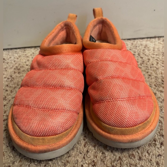 UGG Tasman LTA quilted puffer slippers in orange, 9 - Picture 4 of 10